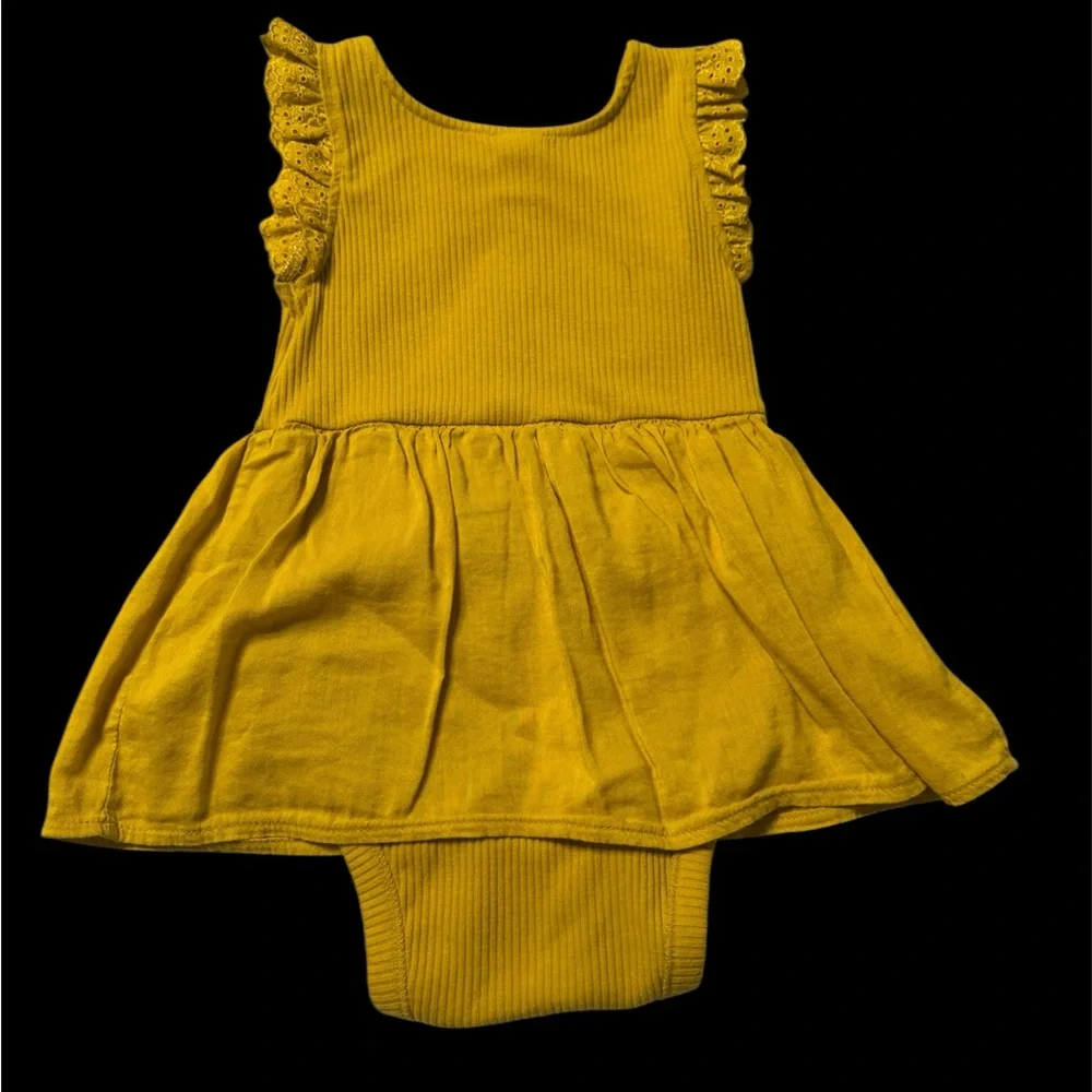 Old Navy Yellow Ruffled Diaper Cover